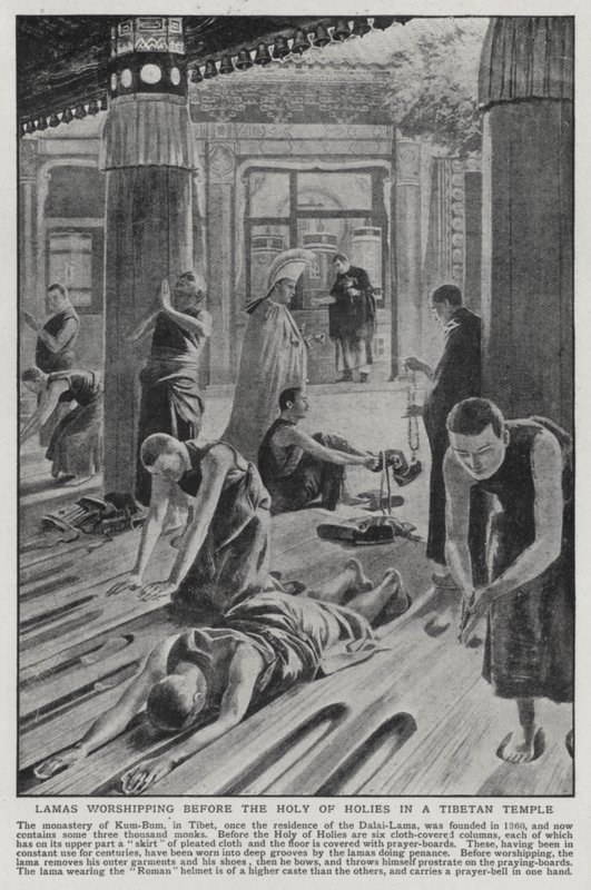 Lamaer som tilber foran Det aller helligste i et tibetansk tempel (litho) av English School