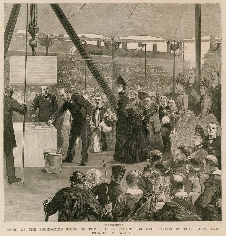 Legger grunnsteinen til Peoples Palace for East London av prinsen og prinsessen av Wales av English School