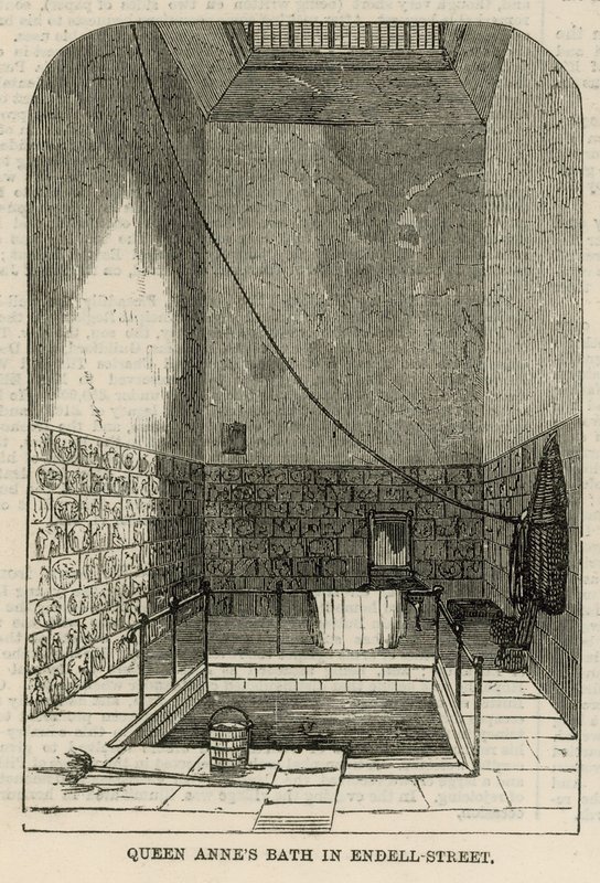 Queen Annes Bath av English School