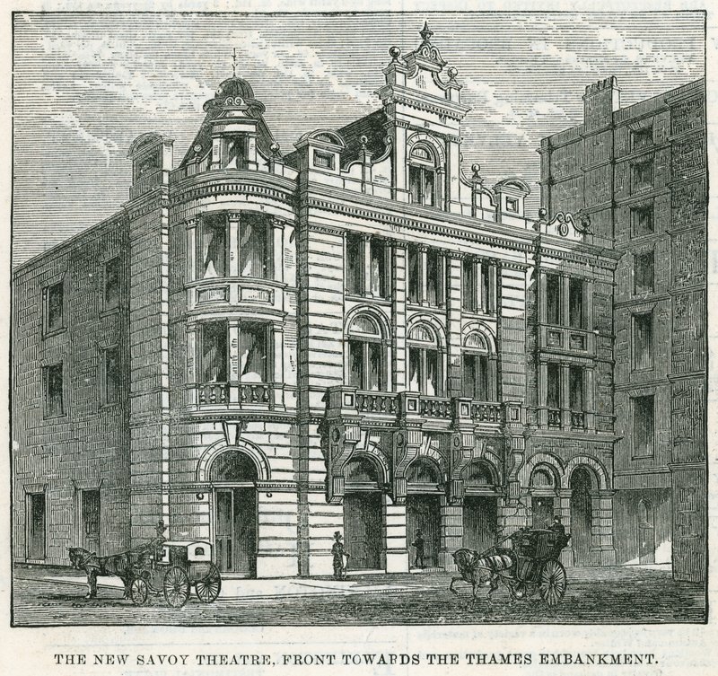 The New Savoy Theatre, front mot Thames Embankment av English School