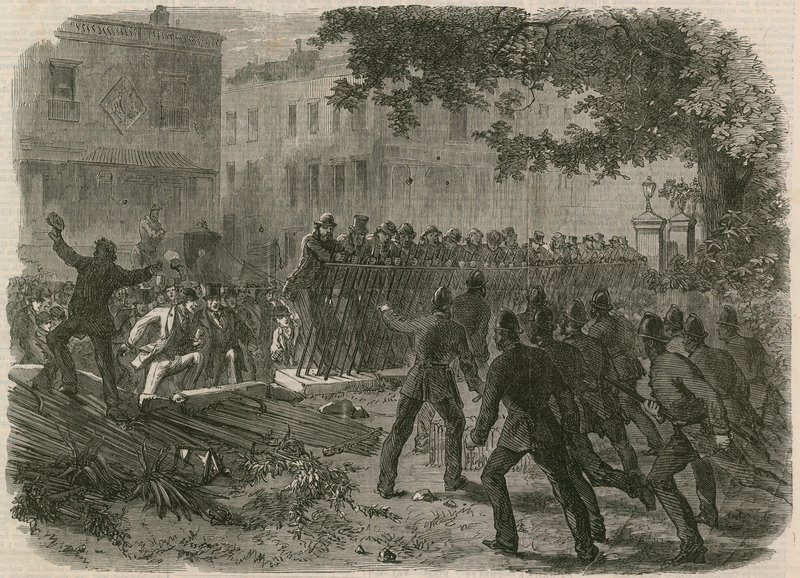 The Riot in Hyde Park: Mobben som trekker ned rekkverket i Park Lane av English School