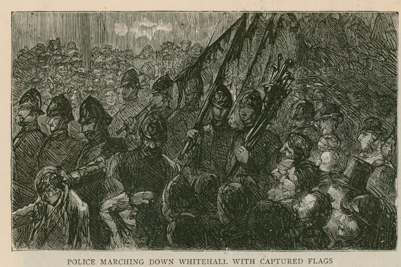 The Riot in Trafalgar Square: Politiet marsjerer nedover Whitehall med fangede flagg av English School