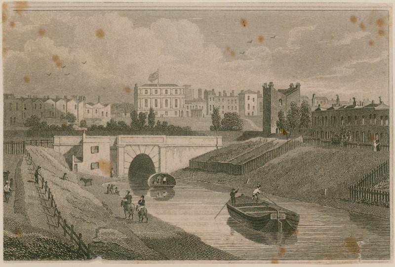 Den vestlige inngangen til Regents Canal Tunnel, Islington, London av English School