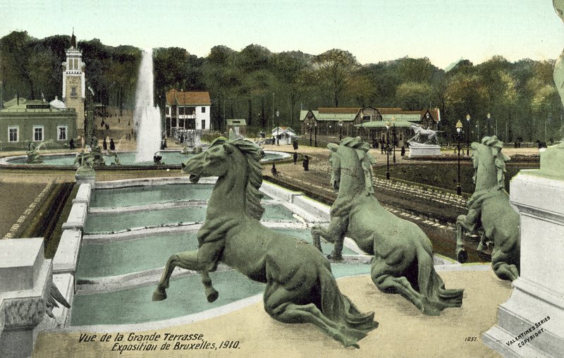 Grand Terrasse, Brussel-utstillingen, 1910 av European Photographer