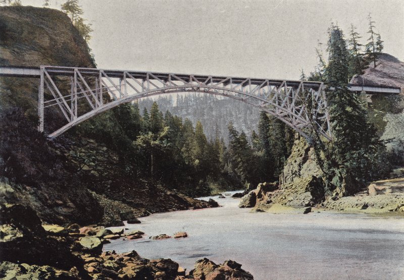 Bro over Salmon River, Britisk Columbia av European Photographer