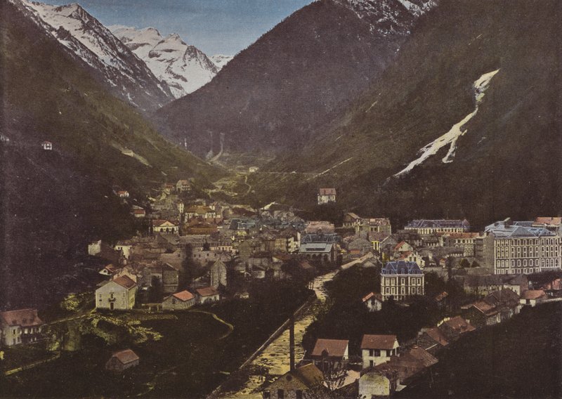 Cauterets, utsikt fra Mamelon-Vert av European Photographer