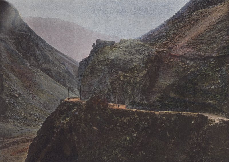 Mellom Lars og Kasbeck, Military Road Of Georgia av European Photographer
