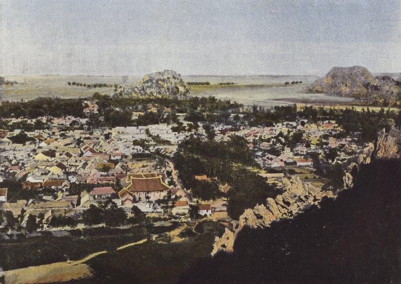 Panorama av Sai-Son, mellom Sontay og Hanoi av European Photographer