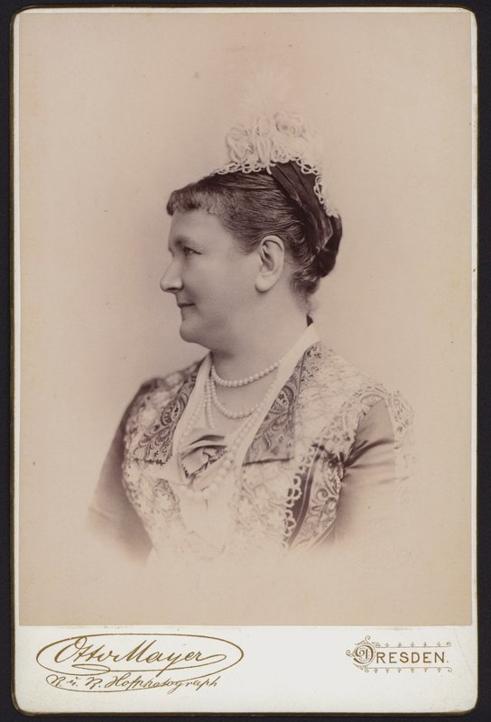 Portrett, siste dronning av Sachsen, tidligere prinsesse Carol av Sverige (s/hv-bilde) av European Photographer