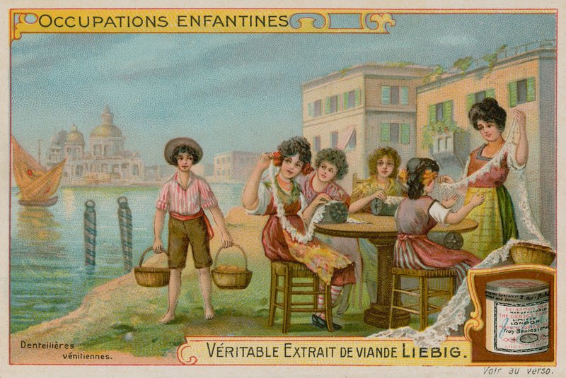 Barn som lager venetianske blonder av European School