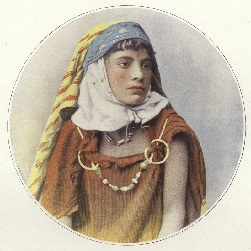 En tunisisk kvinne av French Photographer