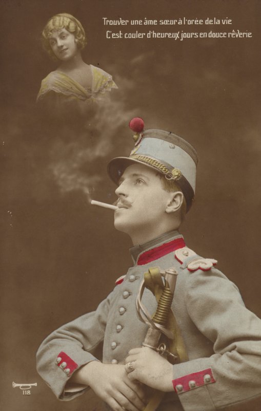 En ung soldat som dagdrømmer om kjærligheten sin (tonet bilde) av French Photographer