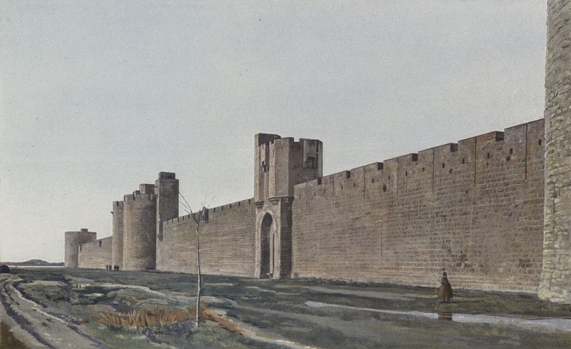 Aigues-Mortes, utvendig utsikt over vollene, tatt fra E av French Photographer