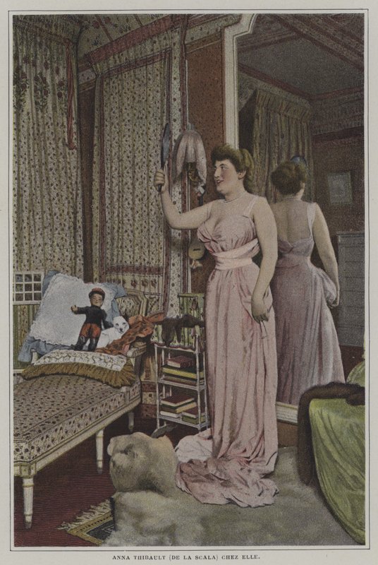 Anna Thibault, fransk sanger på La Scala, Paris, hjemme (fargebilde) av French Photographer