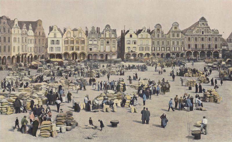 Arras, La Grande Place, en dag med kornvandring av French Photographer