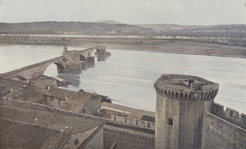 Avignon, festningsverk og Pont Saint Benezet av French Photographer