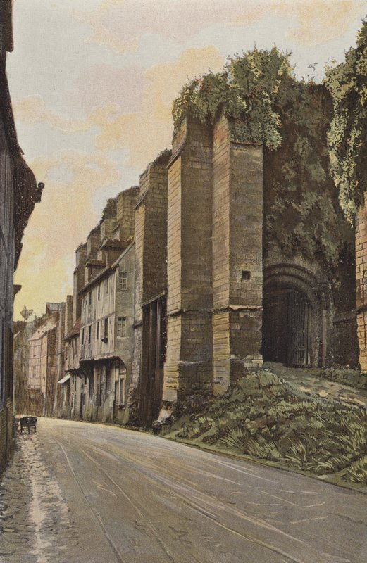 Beaumont-le-Roger, Inngang til det gamle klosteret av French Photographer