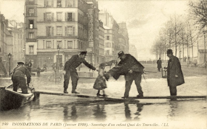 Oversvømmelsen av Paris, Frankrike, januar 1910 av French Photographer