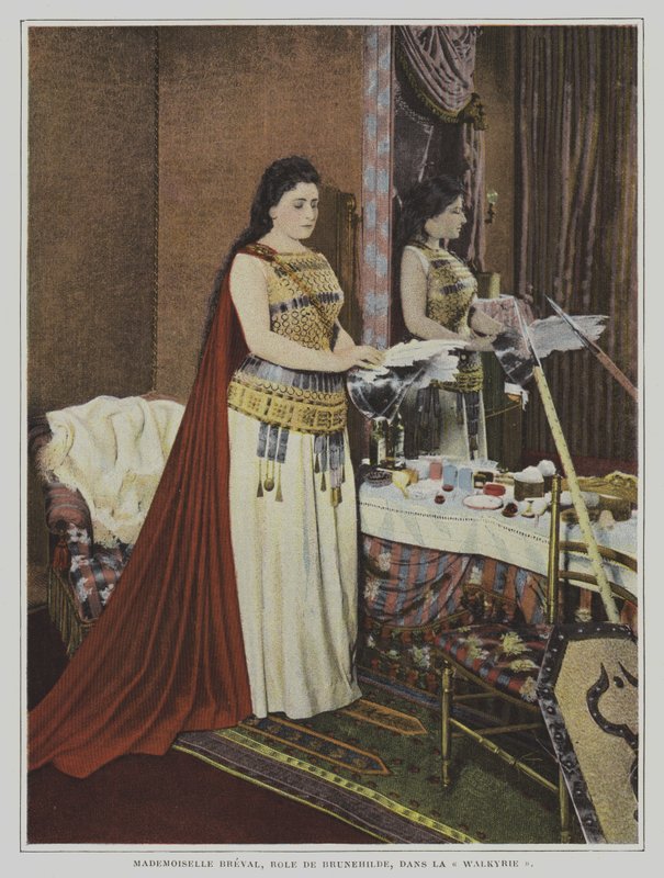 Den franske sopranen Lucienne Breval i rollen som Brunnhilde i Richard Wagners opera Die Walkure (Valkyrien) (fargefoto) av French Photographer
