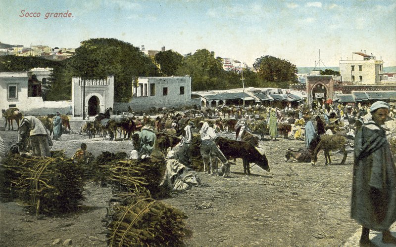 Grand Socco, Tanger, Marokko (fargebilde) av French Photographer