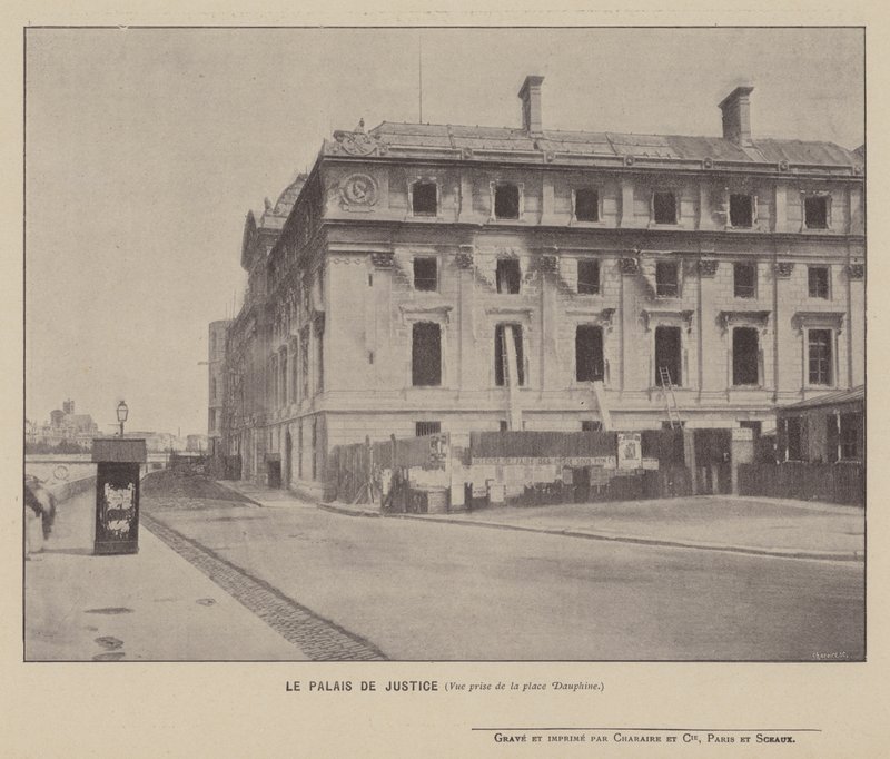 Paris-kommunen, Palais De Justice, utsikt tatt fra Place Dauphine (s/hvitt-bilde) av French Photographer