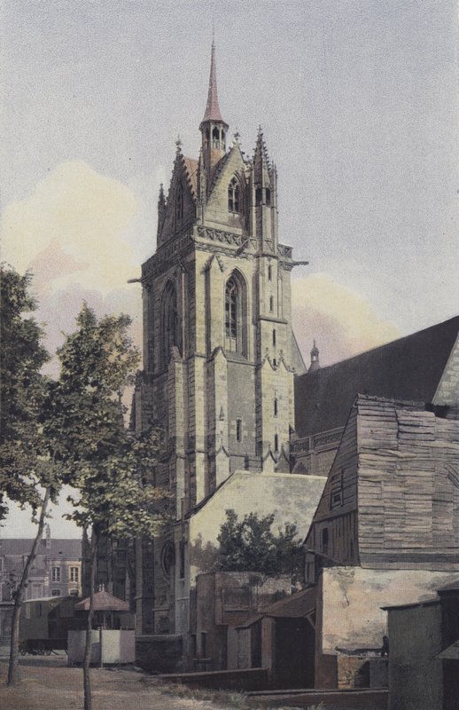 La Ferte-Bernard, N D des Marais kirkes klokketårn, N O side av French Photographer