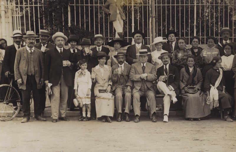 Stor fransk familiegruppe av French Photographer