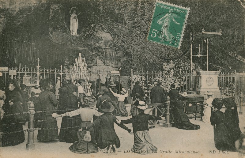 Lourdes, Den mirakuløse grotte. Postkort sendt 28. mars 1913. av French Photographer
