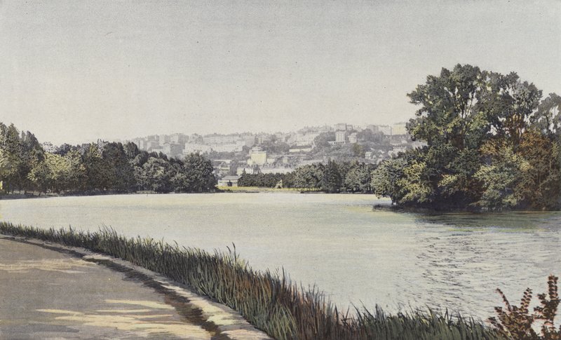 Lyon, Coteau de la Croix-Rousse, Utsikt tatt av innsjøen fra Parc de la Tete-dOr av French Photographer