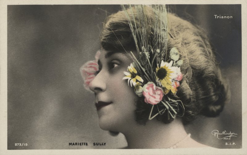 Mariette Sully av French Photographer