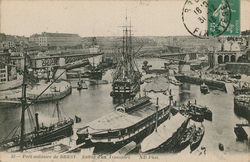 Militærhavn i Brest, Frankrike. Postkort sendt i 1913. av French Photographer