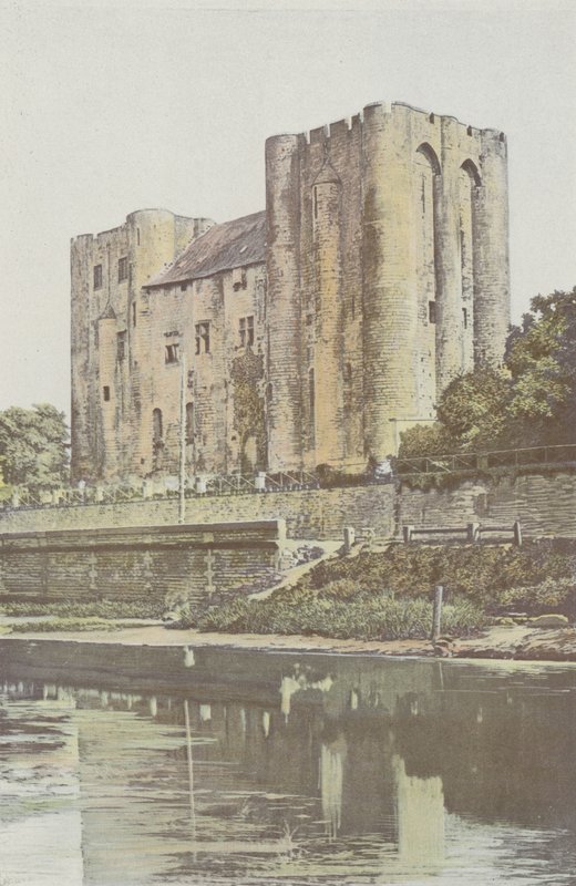 Niort, Chateau, utsikt tatt fra venstre bredd av Sevre-Niortaise av French Photographer