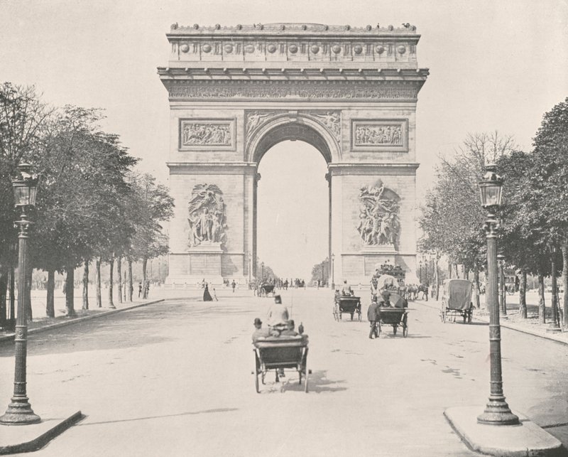 Paris: Triumfbuen, fra øst (s/hvitt-bilde) av French Photographer