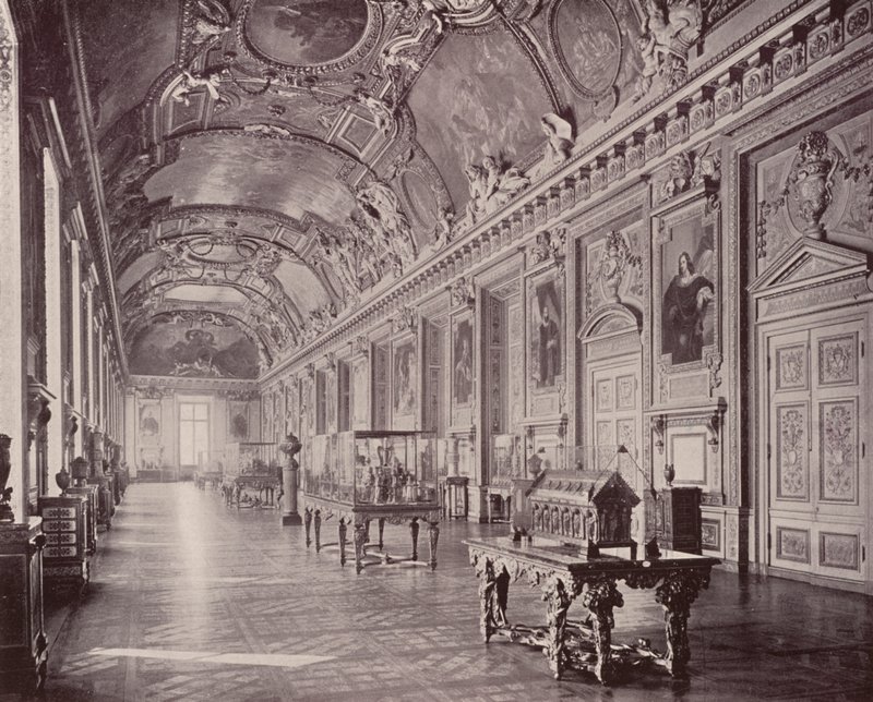 Paris: Gallery of Apollo, Louvre-museet, ser sørover (s/hvitt-bilde) av French Photographer
