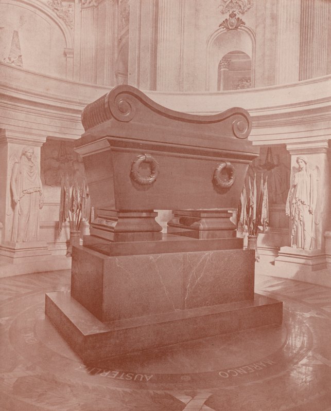 Paris: Sarkofag og Napoleons grav (s/hvitt bilde) av French Photographer