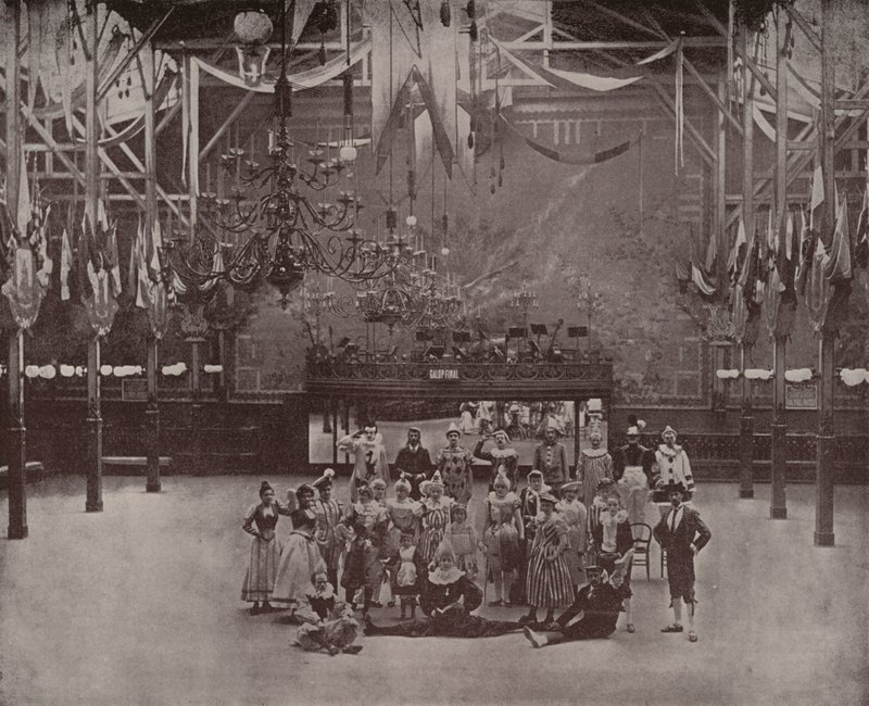 Paris: Moulin Rouge Theatre (s/hvitt bilde) av French Photographer