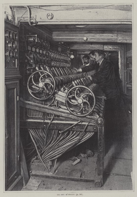 Å spille orgel ved Paris Opera (s/hvitt bilde) av French Photographer
