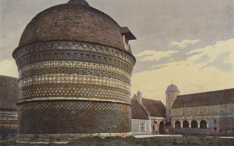 Varengeville, Ango-rederens herregård, indre gårdsplass og dueslag av French Photographer