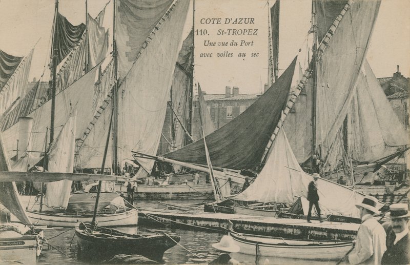 Utsikt over havnen med seilbåter, St Tropez, Cote dAzur. Postkort sendt i 1913. av French Photographer