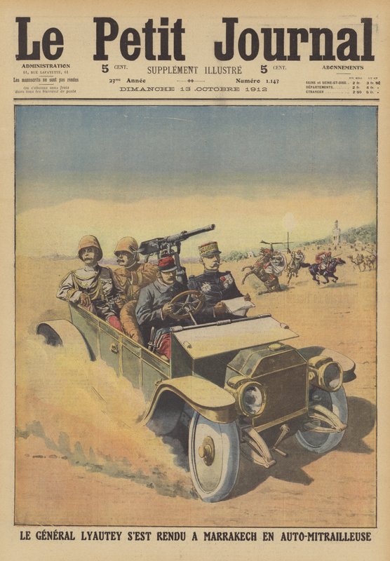 General Hubert Lyautey, bosatt-general i fransk Marokko, besøker Marrakech i en pansret bil (farge litho) av French School