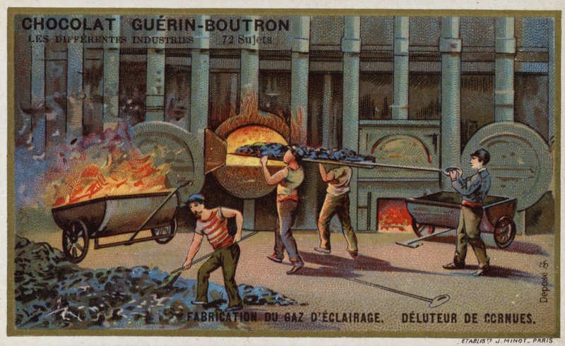 Produksjon av gass for belysning. Fjerne koks fra retortene (chromolitho) av French School