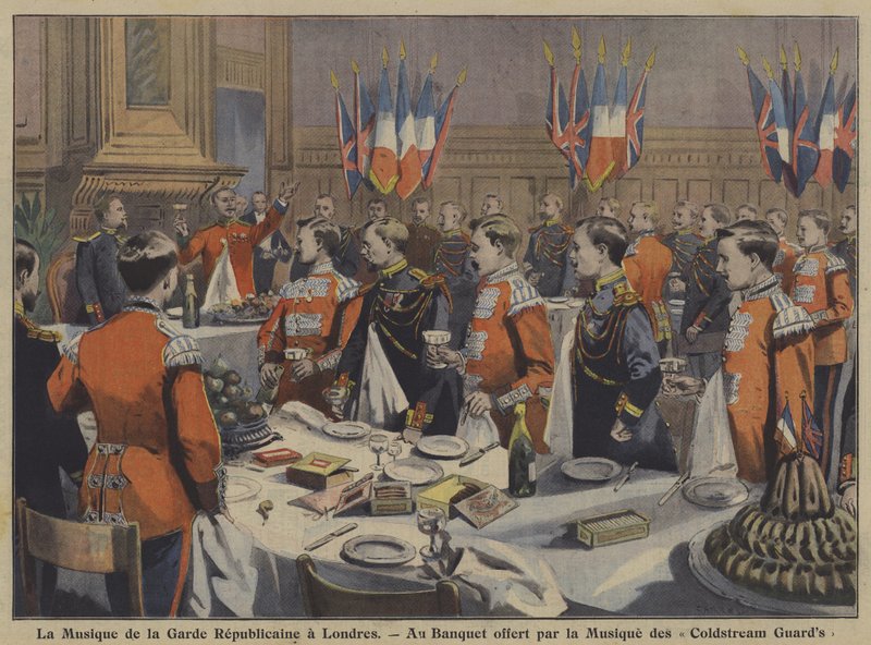 Bandet til den franske republikanske garde deltar på en bankett arrangert av bandet til Coldstream Guards i London (farge litho) av French School