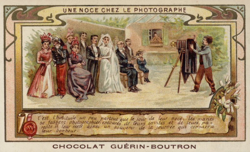Bryllupsfest hos fotografen (chromolitho) av French School