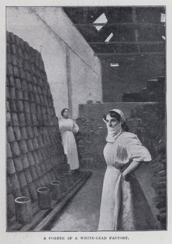Et hjørne av en hvit blyfabrikk (s/hvitt bilde) av Harold Hume Piffard