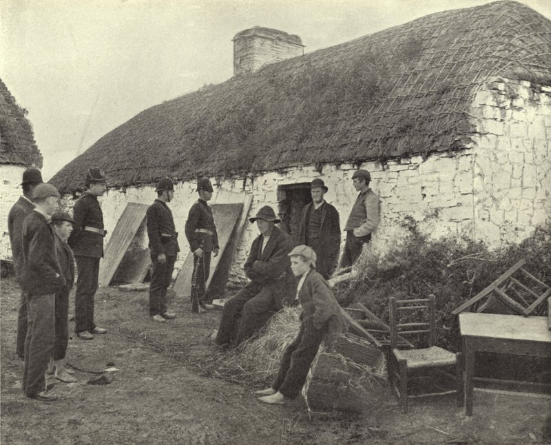 Utkastelsesscene, County Clare (s/hvitt bilde) av Irish Photographer
