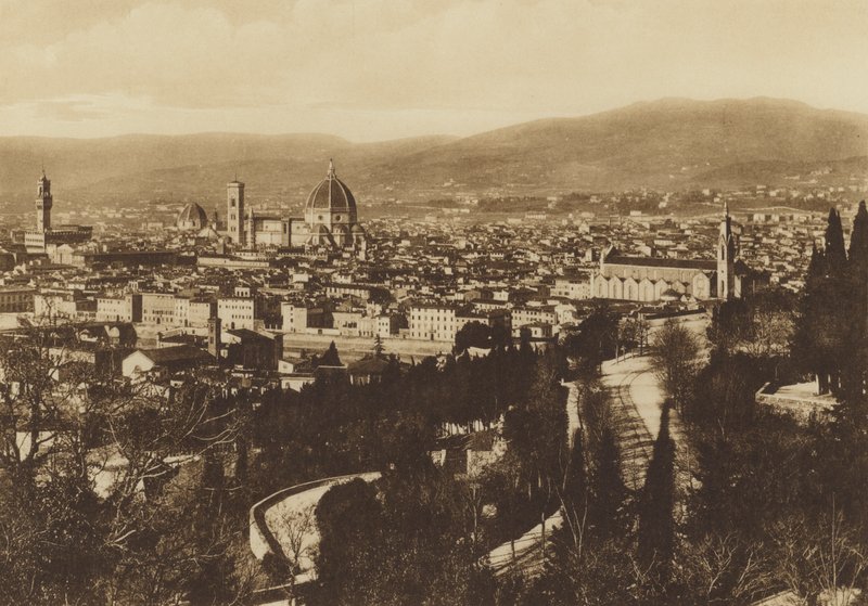 Firenze / Firenze: Panorama av Firenze sett fra S Miniato al Monte (s/h foto) av Italian Photographer