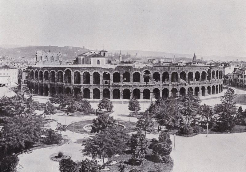 Italia: Verona, den romerske arenaen (s/hvitt bilde) av Italian Photographer