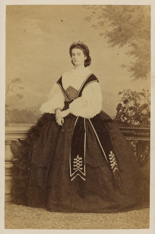Maria Sophie av Bayern, dronningkonsort av Francis II, kongen av de to Siciliene (s/hvitt-bilde) av Italian Photographer