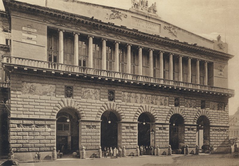 Napoli: S Carlo Theatre Facade (s/h foto) av Italian Photographer