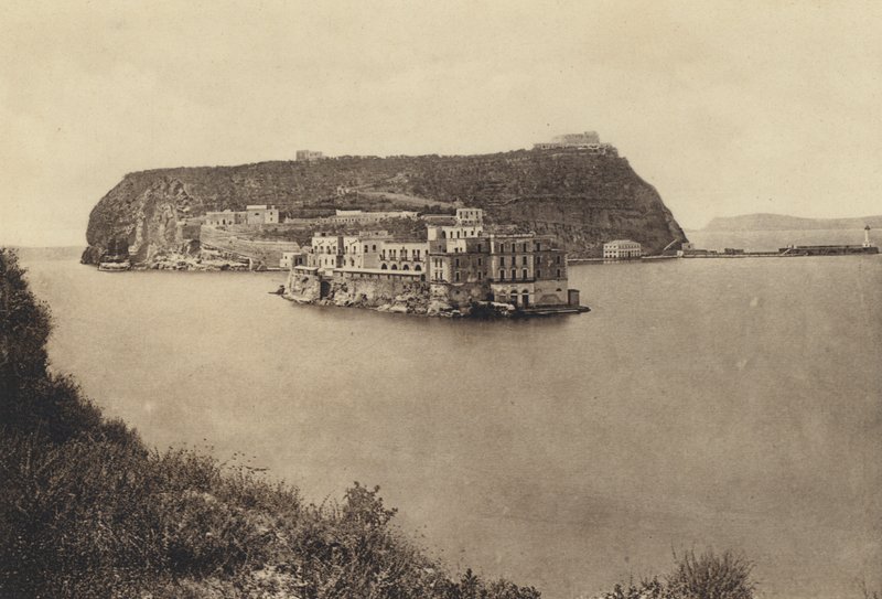 Napoli: Isola Di Nicida (s/hvitt bilde) av Italian Photographer